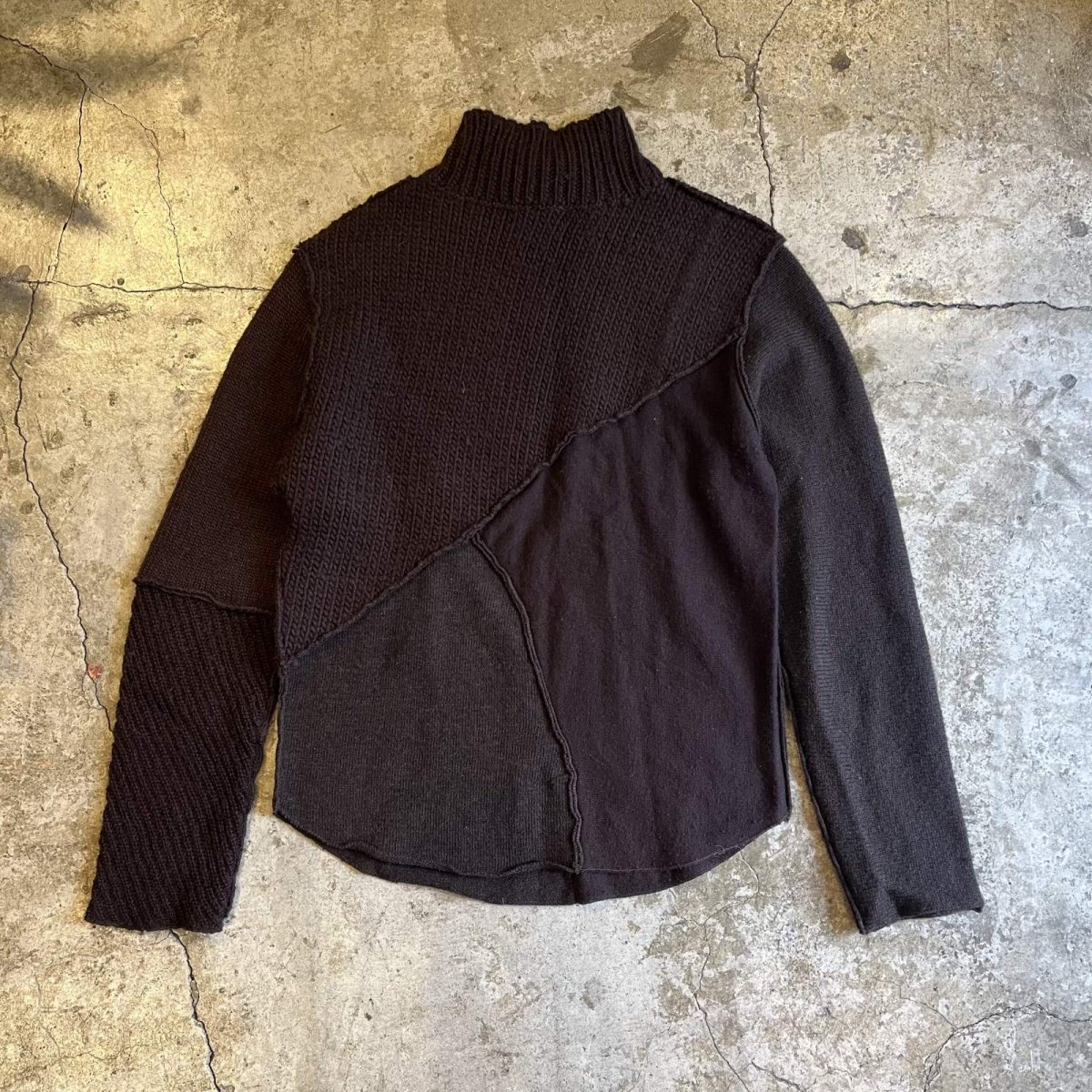 画像2: POINT BUTTON PATCHWORK DESIGN HALF NECK KNIT SWEATER / Ladies M (2)