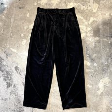 画像1: BLACK COLOR VELOUR WIDE SILHOUETTE SLACKS / W33 (1)