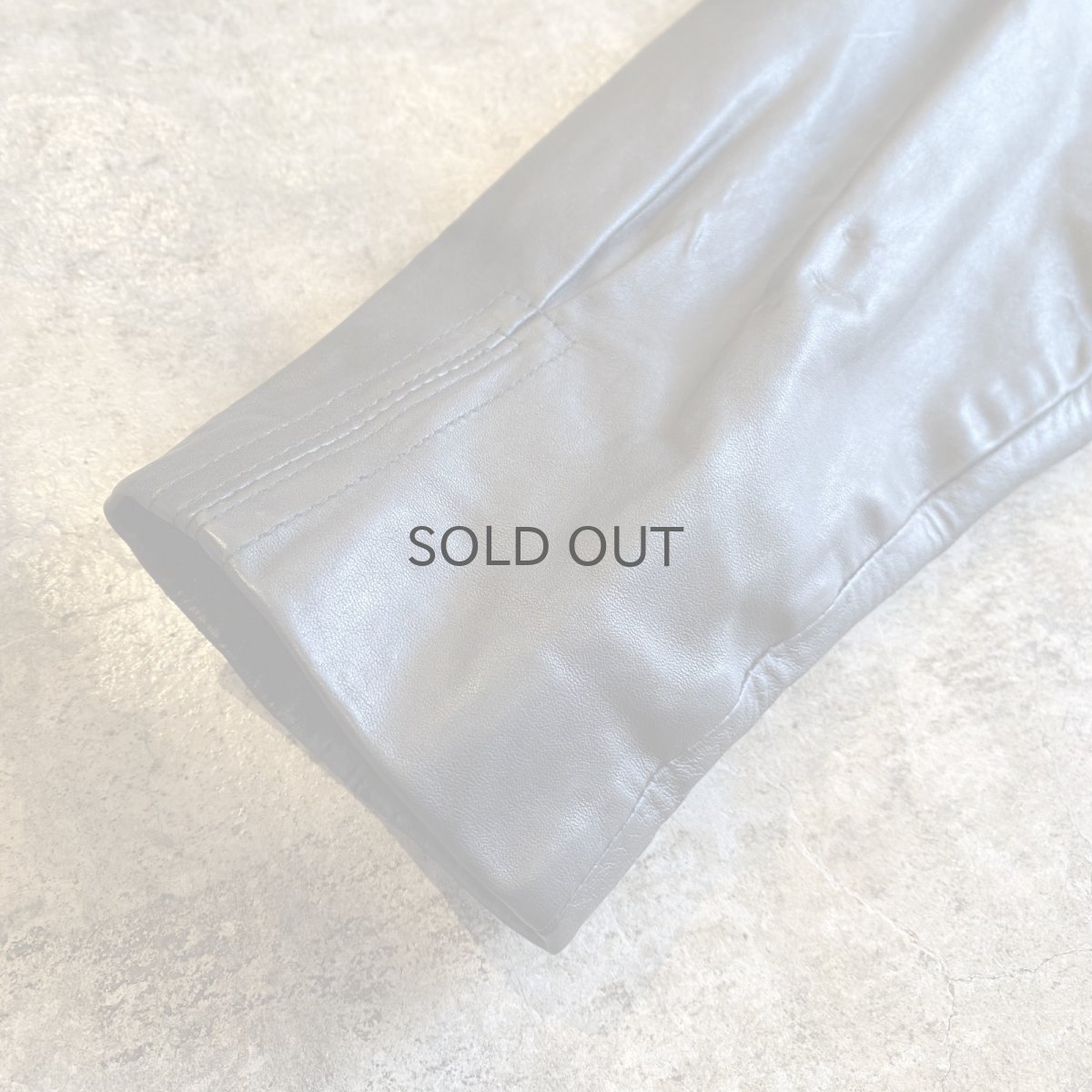 画像10: BLACK COLOR SHOULDER GATHER DESIGN LEATHER TAILORED JACKET / Ladies M~L (10)