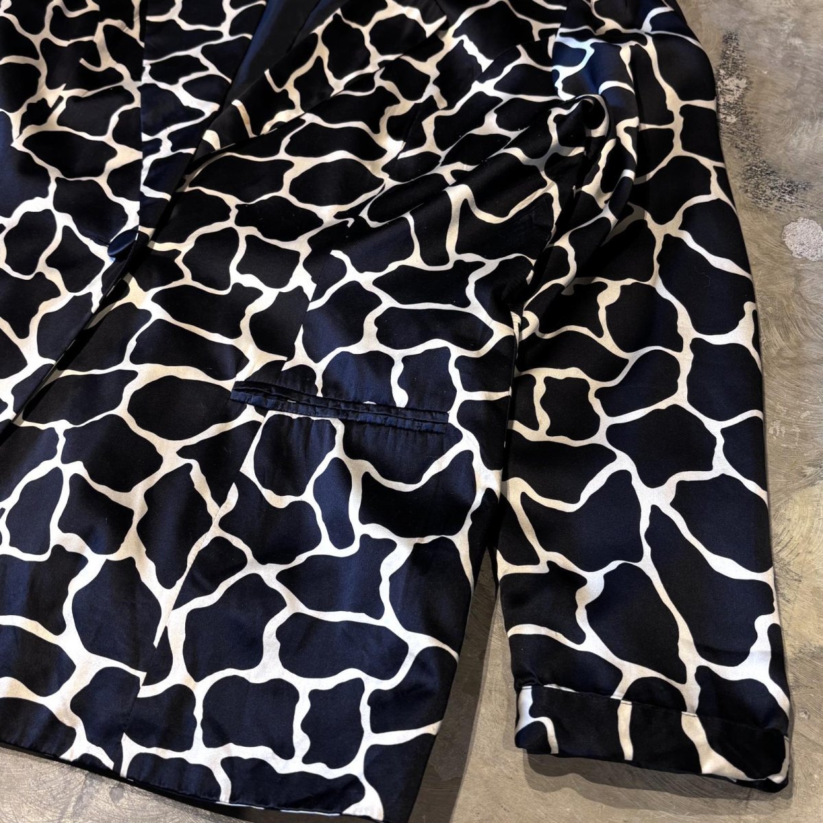 画像6: ALL OVER GIRAFFE PATTERN SILK TAILORED JACKET / Mens L (6)