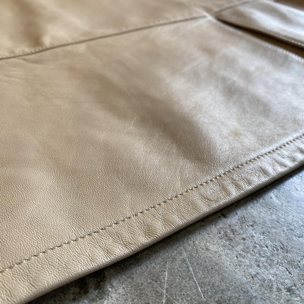 画像11: DESIGN 2SLIT LEATHER LONG SKIRT / W27 (11)