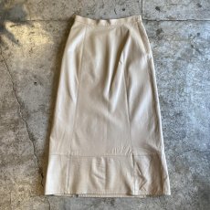 画像2: DESIGN 2SLIT LEATHER LONG SKIRT / W27 (2)