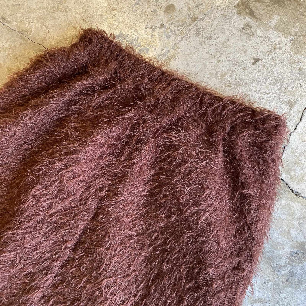 画像7: BROWN COLOR SHAGGY BACK SLIT LONG SKIRT / W24~W35 (7)