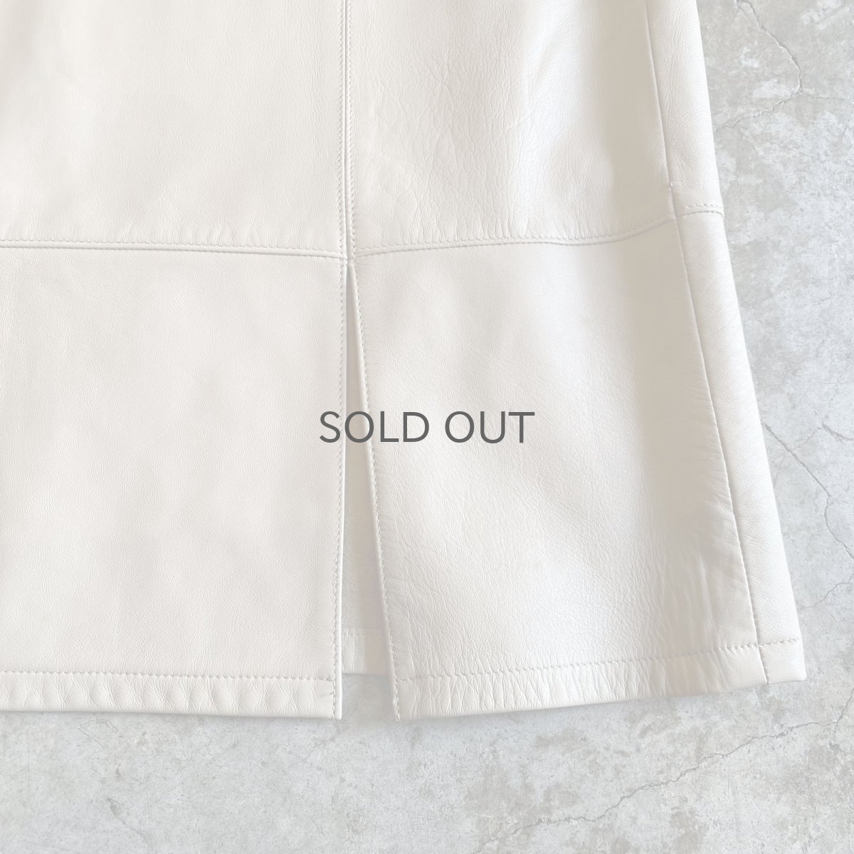 画像4: DESIGN 2SLIT LEATHER LONG SKIRT / W27 (4)