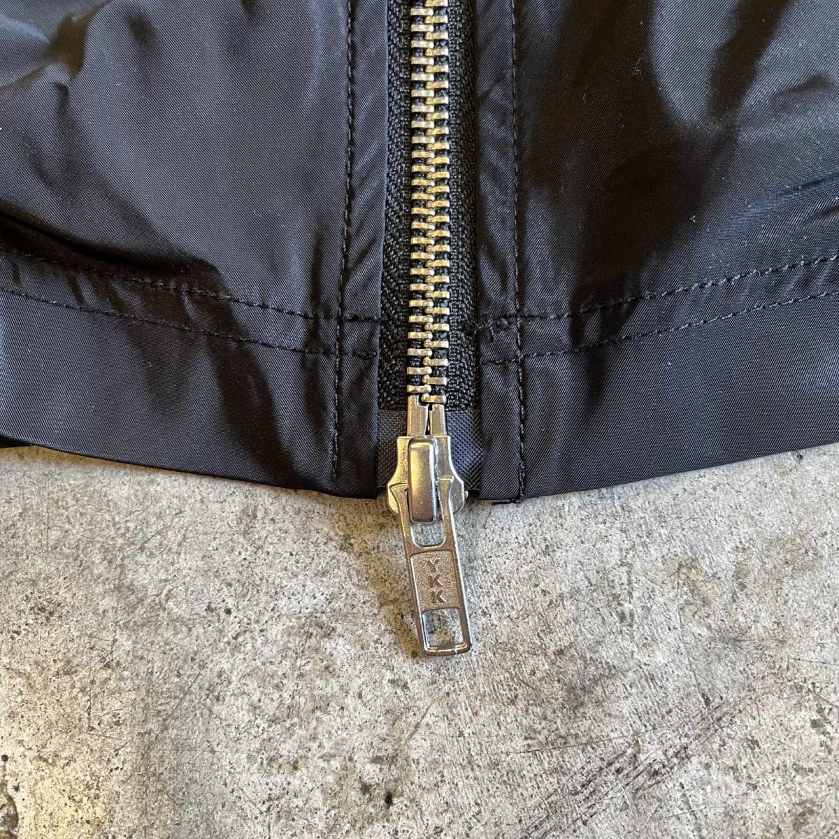 画像5: FRONT GATHER DOUBLE ZIP UP DESIGN NYLON LONG SKIRT / W24~W26 (5)