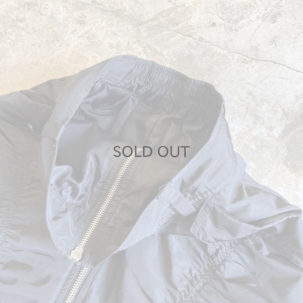 画像11: FRONT GATHER DOUBLE ZIP UP DESIGN NYLON LONG SKIRT / W24~W26 (11)