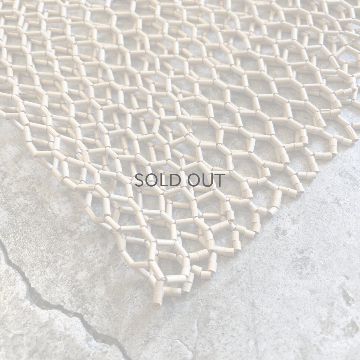 画像3: ALL OVER BAMBOO BEADS MESH DESIGN V NECK VEST / Ladies S~M (3)