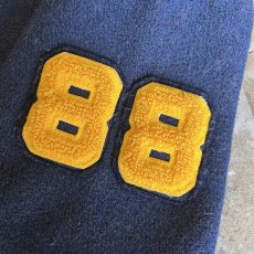 画像10: OLD EMBROIDERY POINT PATCH DESIGN AWARD JACKET / Ladoes M(L) / MADE IN USA (10)