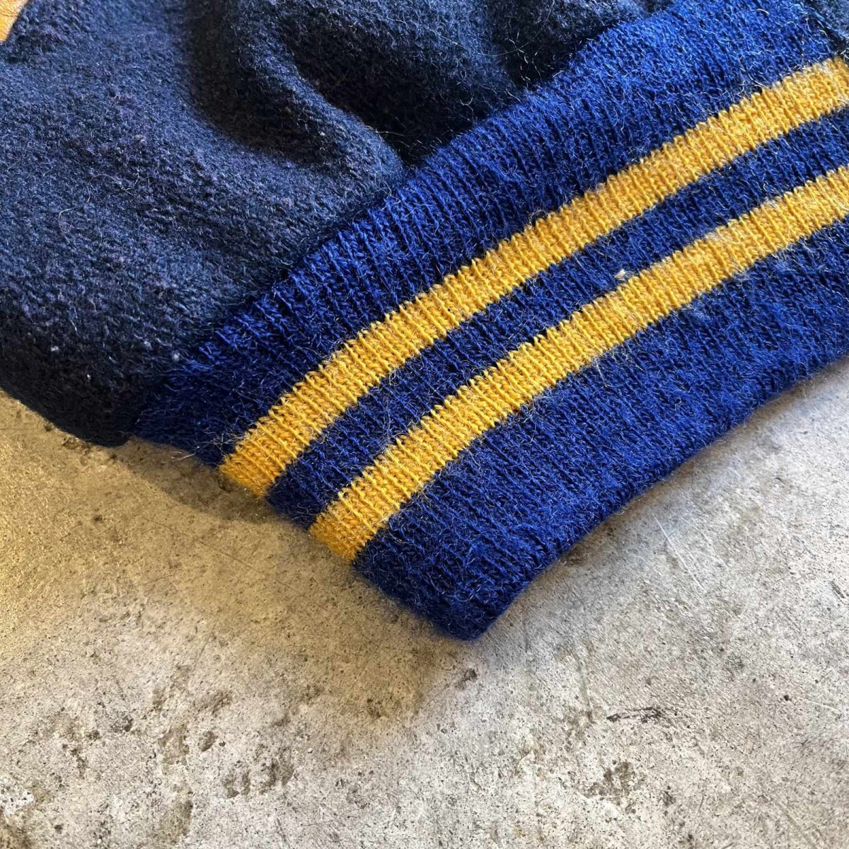 画像3: OLD EMBROIDERY POINT PATCH DESIGN AWARD JACKET / Ladoes M(L) / MADE IN USA (3)