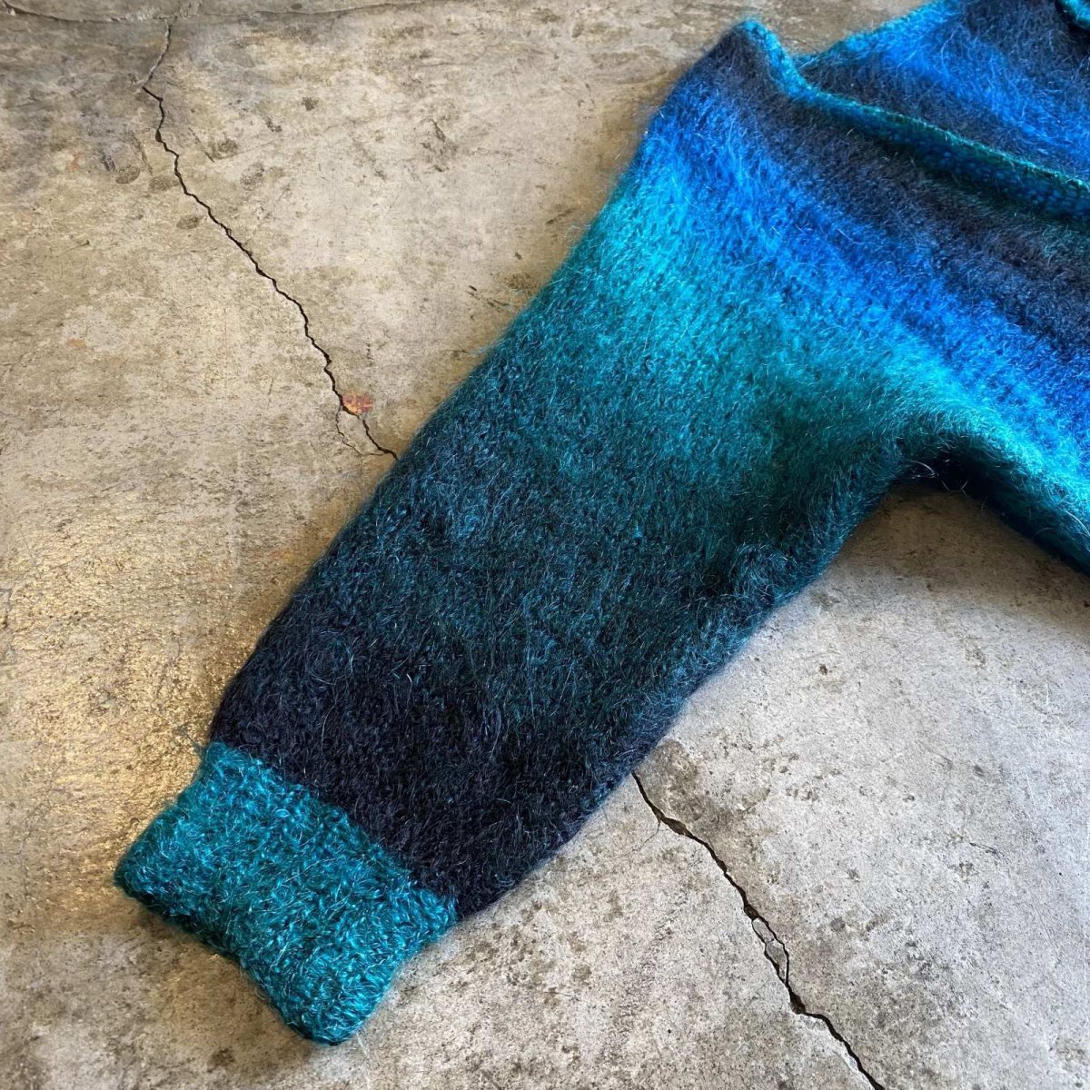 画像7: GRADATION COLOR DOLMAN SLEEVE DESIGN KNIT MOHAIR CARDIGAN / Ladies L (7)