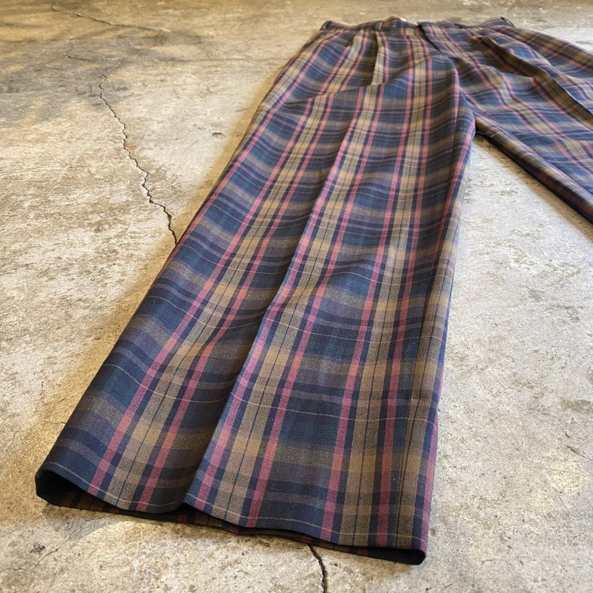 画像4: COLOR CHECK PATTERN TUCK SLACKS PANTS / W28 (4)