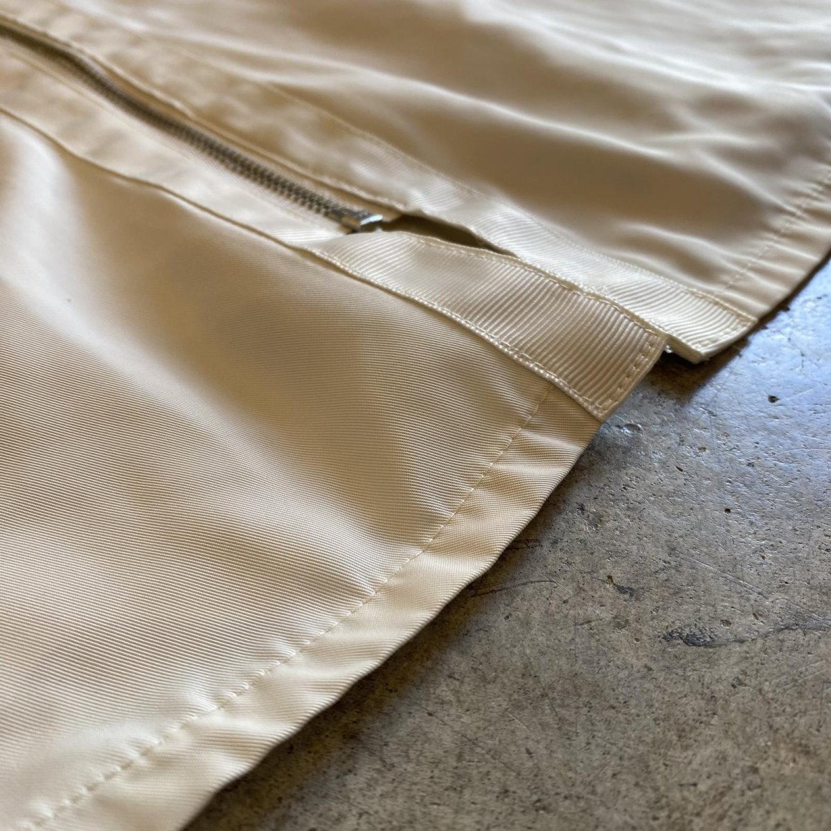 画像13: FRONT ZIP CARGO DESIGN LONG SKIRT / W25~W35 (13)