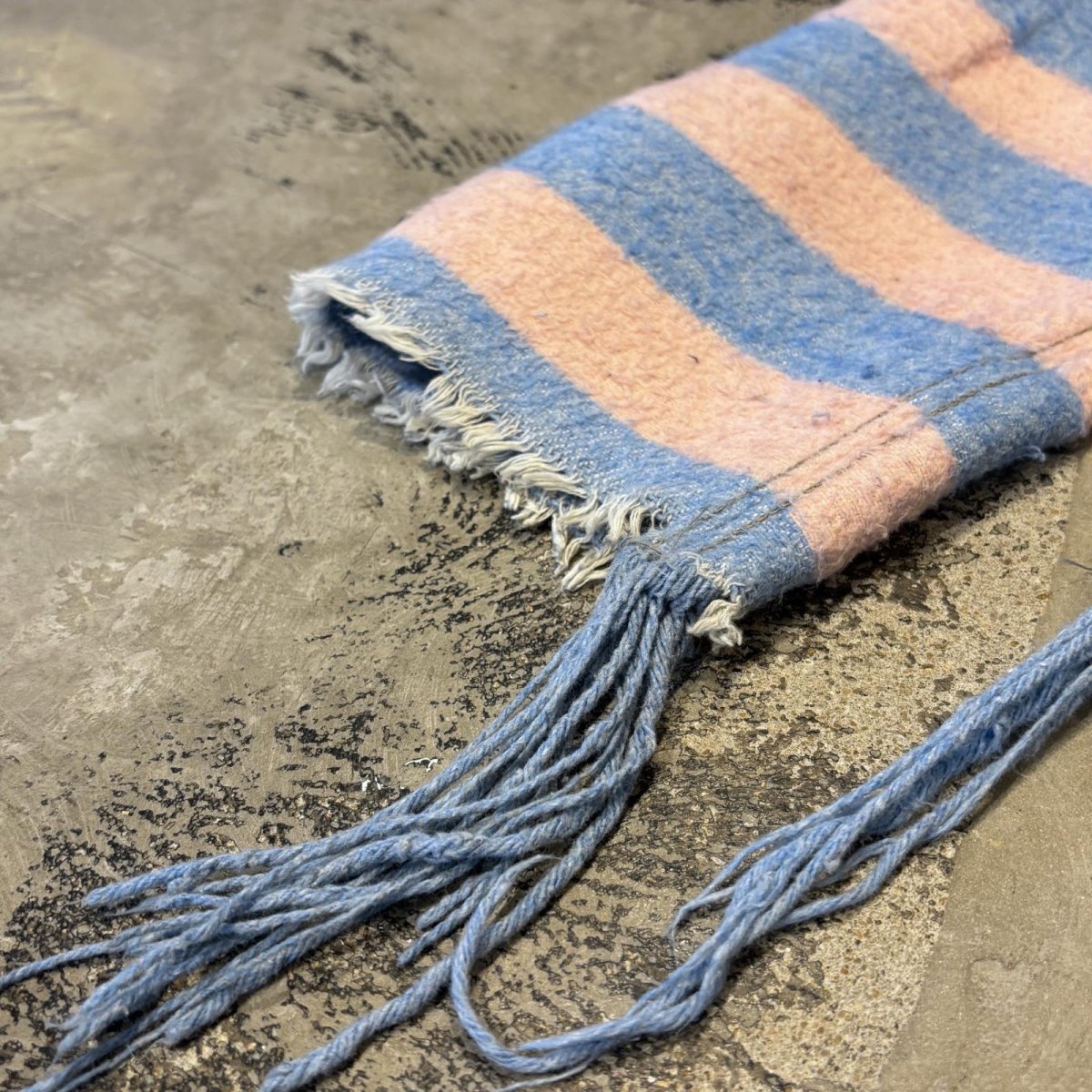 画像7: BICOLOR BORDER ZIP UP FRINGE CARDIGAN / Mens L (7)