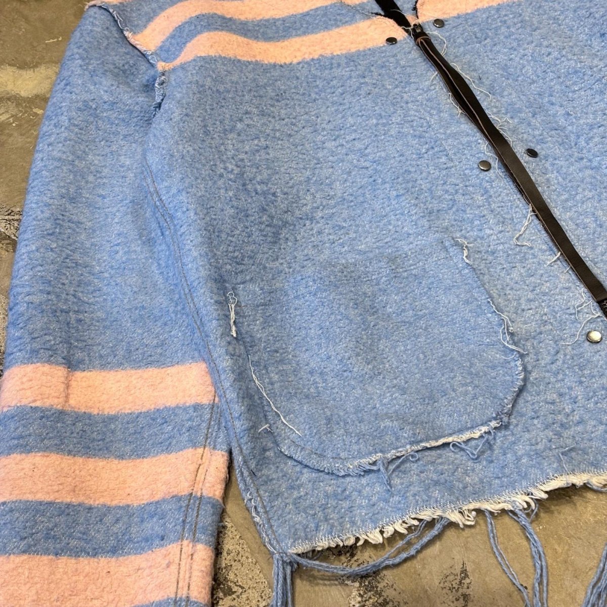 画像5: BICOLOR BORDER ZIP UP FRINGE CARDIGAN / Mens L (5)