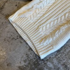 画像4: FRINGE DESIGN SIMPLE CABLE STITCH KNIT SWEATER / Ladies M  (4)