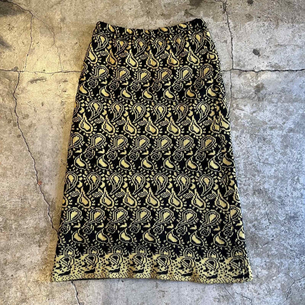 画像1: ALL OVER PAISLEY PATTERN DESIGN KNIT LONG SKIRT / W29~W36 (1)