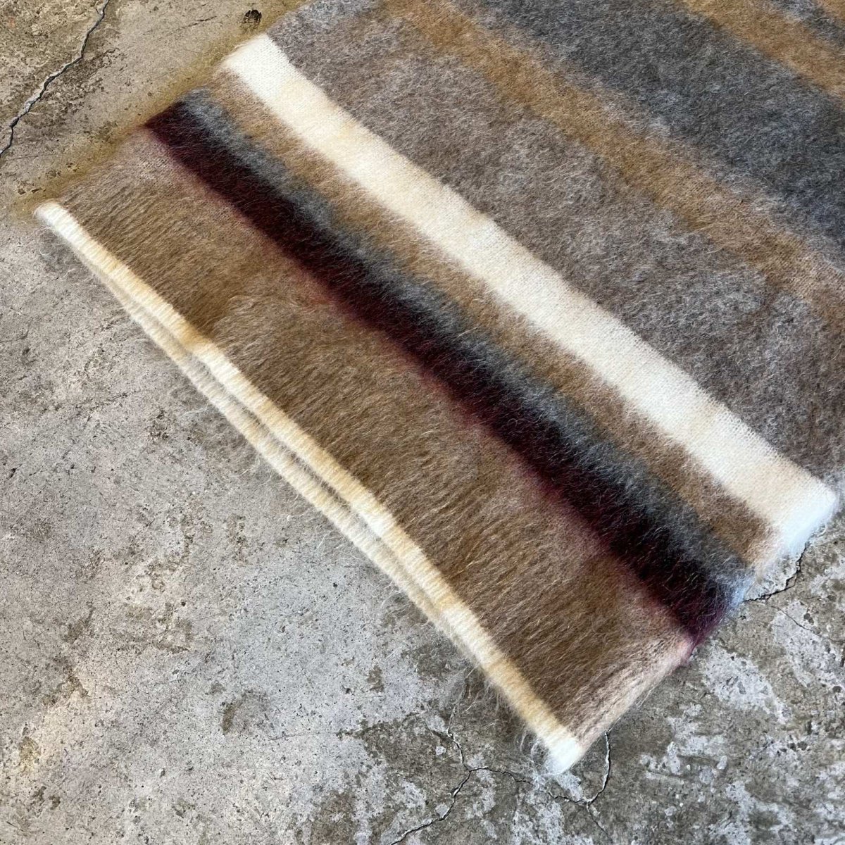 画像4: MULTI BORDER COLOR PATTERN MOHAIR KNIT SWEATER / Ladies M (4)