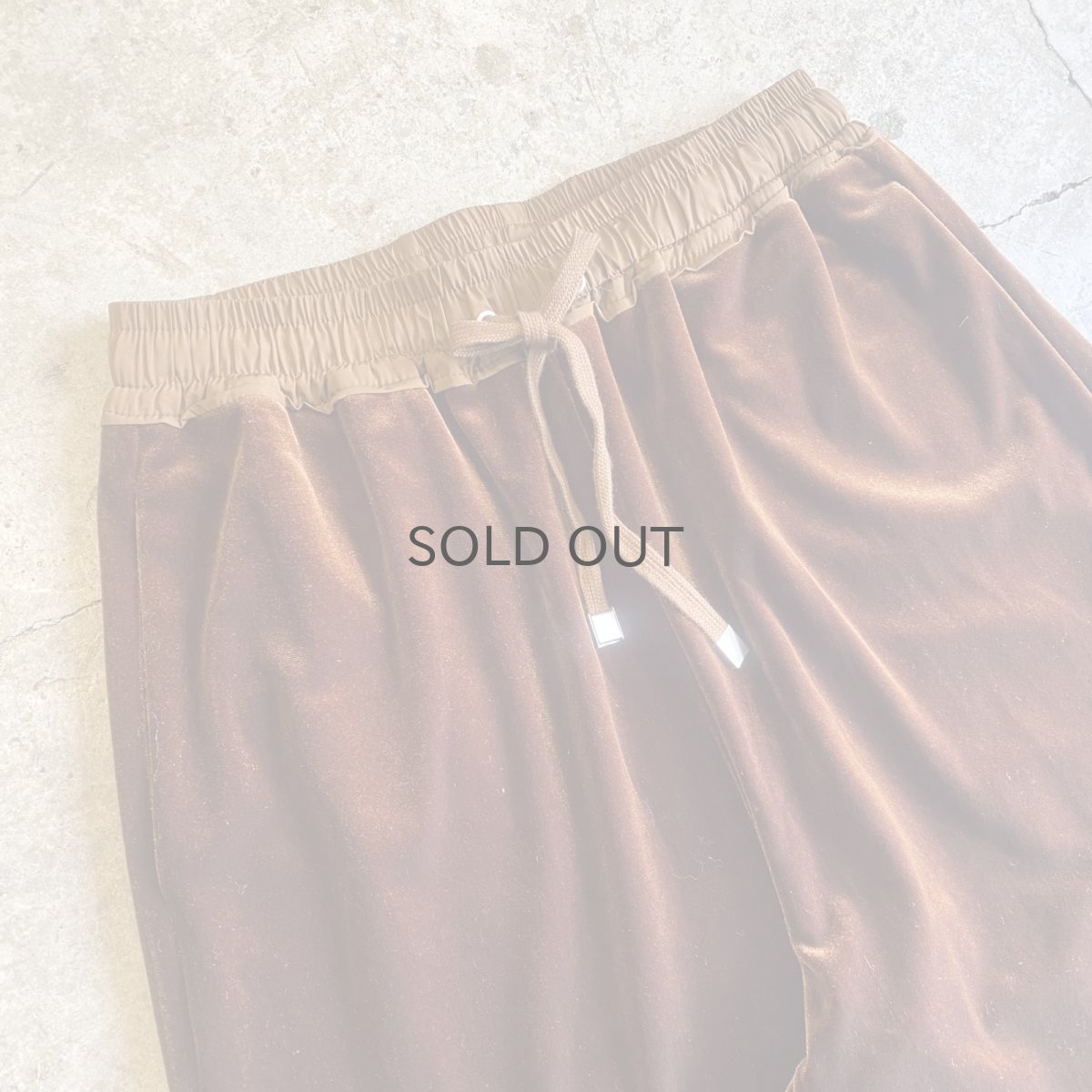 画像3: WAIST RIBBON DESIGN BROWN COLOR VELVET PANTS / ~W35 (3)