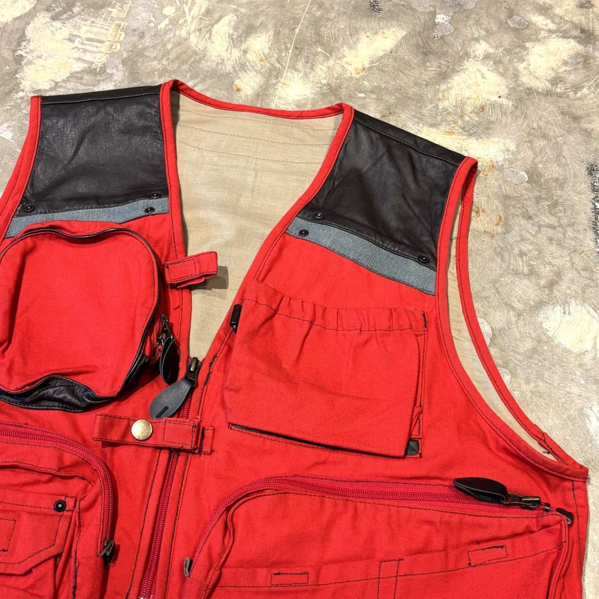 画像4: LEATHER PATCH MULTI POCKET COLOR VEST / Mens L (4)