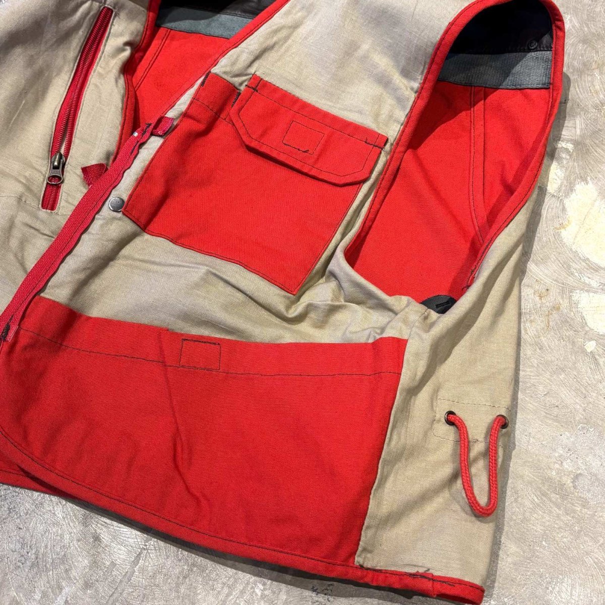 画像10: LEATHER PATCH MULTI POCKET COLOR VEST / Mens L (10)