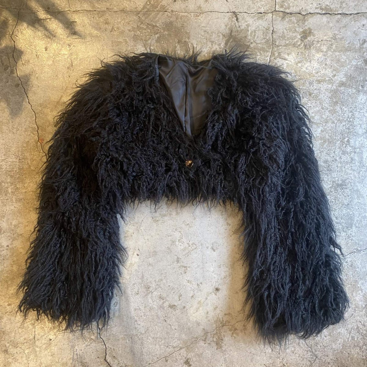 画像1: BLACK COLOR FAUX FUR DESIGN SHORT JACKET / Ladies M (1)