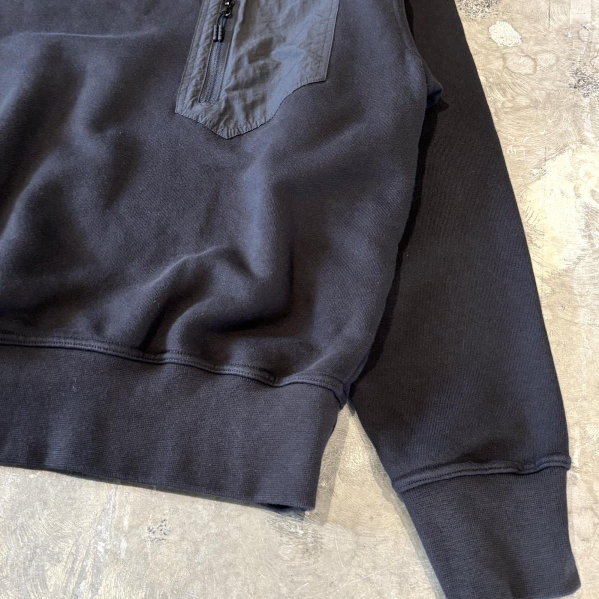 画像6: 【WONDERGROUND】POCKET NYLON SWITCHED SWEAT / BLACK / OS (6)