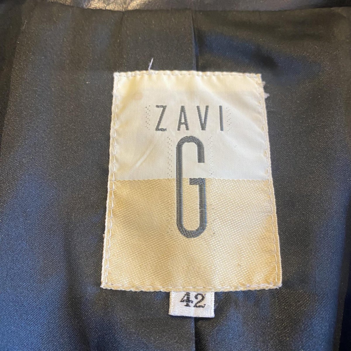 画像11: BLACK COLOR SHOULDER TUCK DESIGN LEATHER TAILORED JACKET / Ladies L (11)