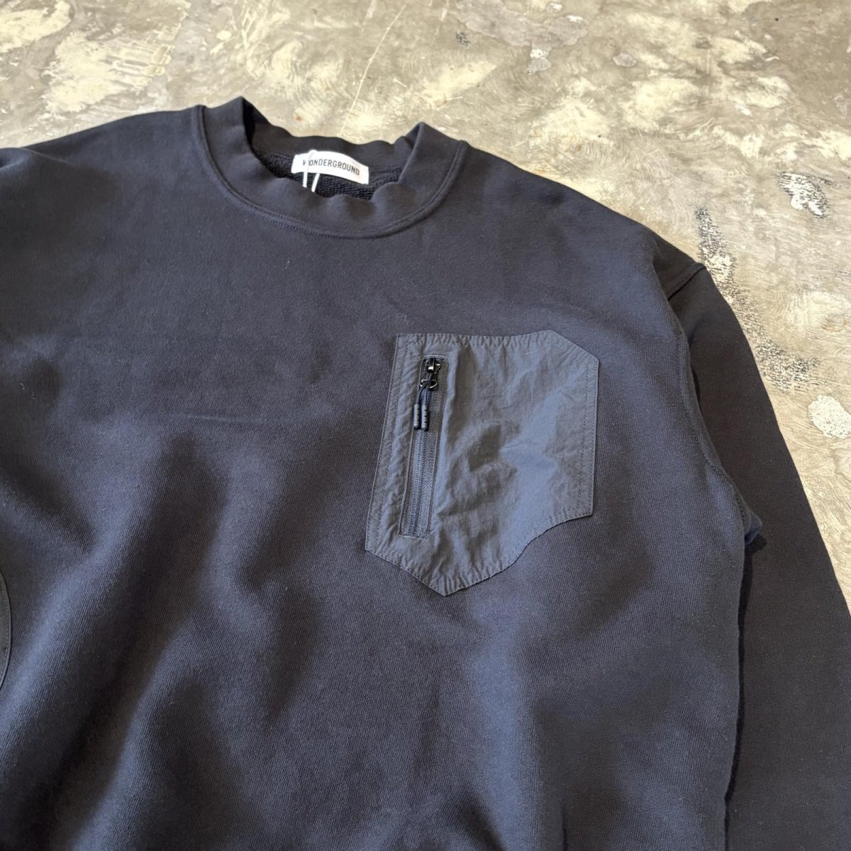 画像4: 【WONDERGROUND】POCKET NYLON SWITCHED SWEAT / BLACK / OS (4)