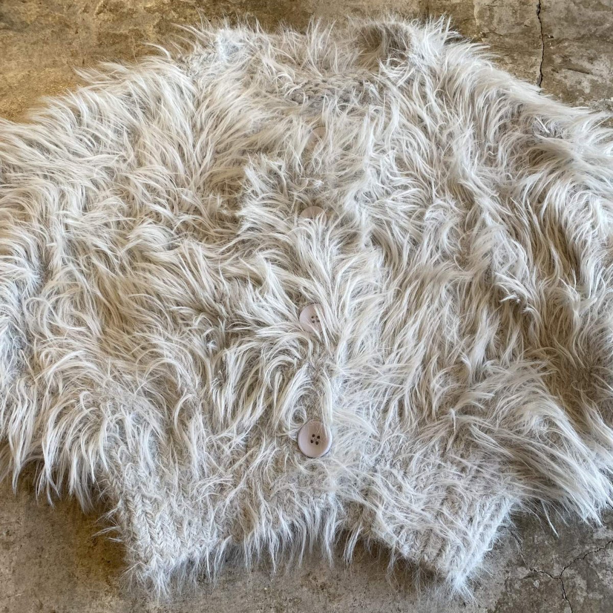 画像4: SHAGGY FAUX FUR SHORT DESIGN KNIT CARDIGAN / Ladies M (4)