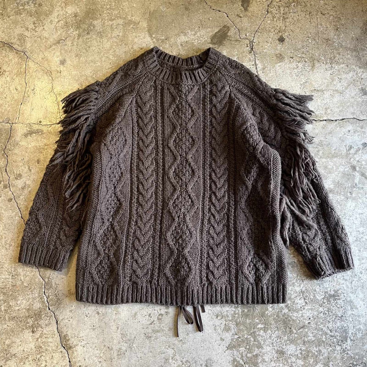 画像1: SLEEVE FRINGE BACK SUEDE RIBBON LACE UP DESIGN ALAN KNIT SWEATER / Ladies L (1)