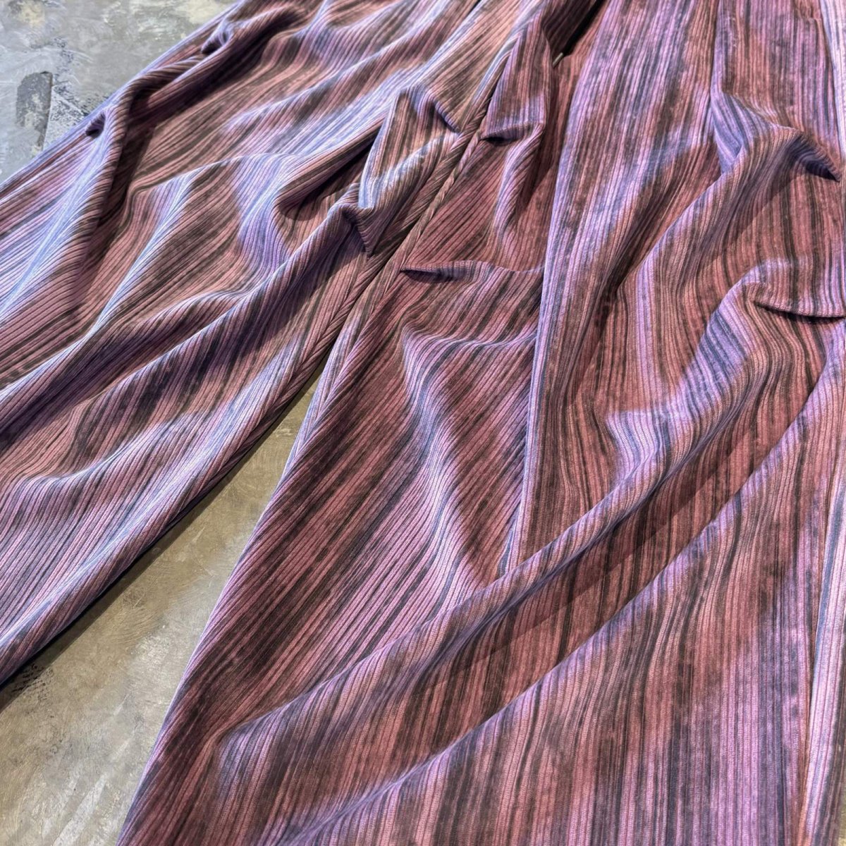 画像6: GRADATION COLOR KNEE TUCK WIDE SILHOUETTE PANTS / ~W37 (6)