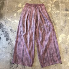 画像2: GRADATION COLOR KNEE TUCK WIDE SILHOUETTE PANTS / ~W37 (2)