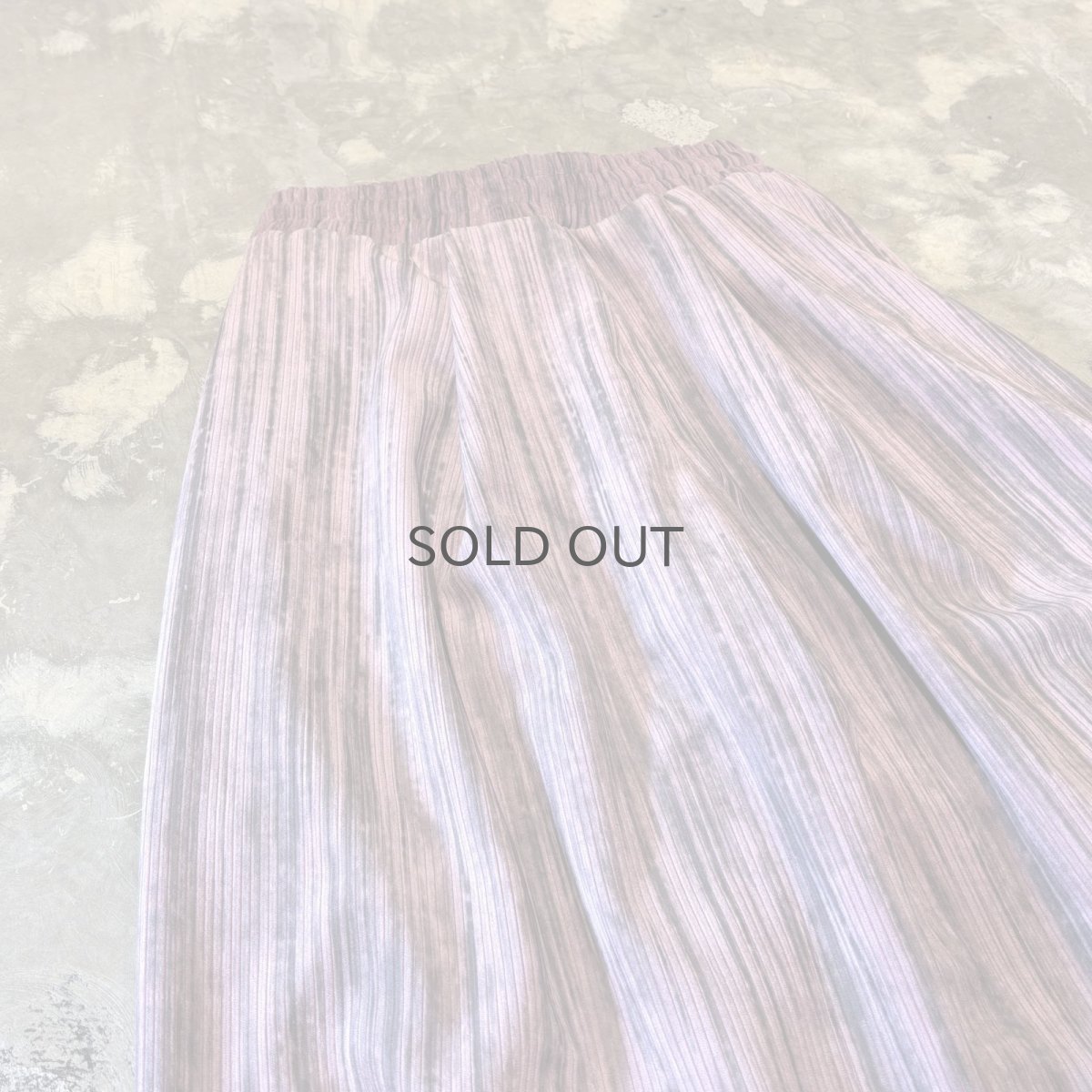 画像9: GRADATION COLOR KNEE TUCK WIDE SILHOUETTE PANTS / ~W37 (9)