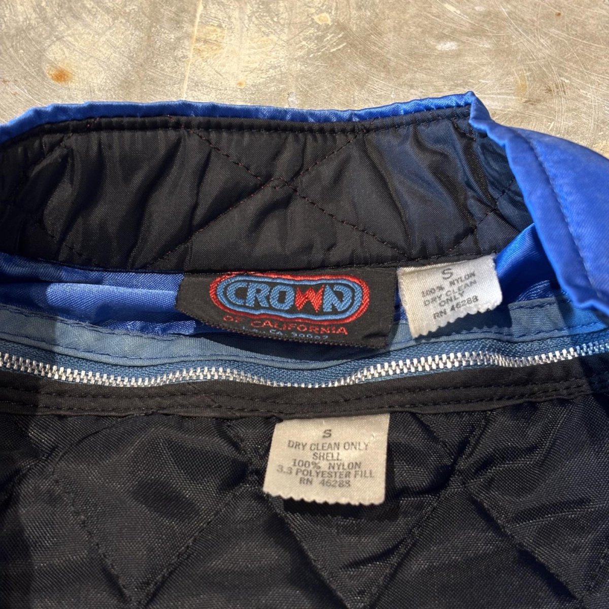 画像12: 80's SHOULDER EMBROIDERY ZIP UP NYLON JACKET / Mens S(L) (12)