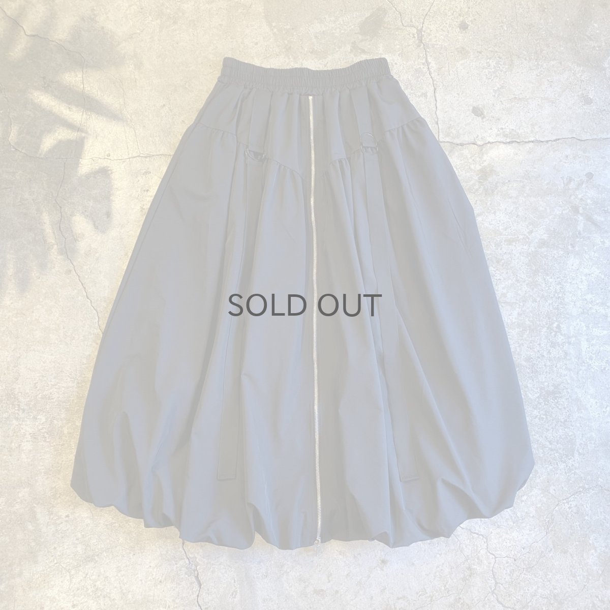 画像1: FRONT ZIP 2BELT DESIGN BALLOON LONG SKIRT / W25~W34 (1)