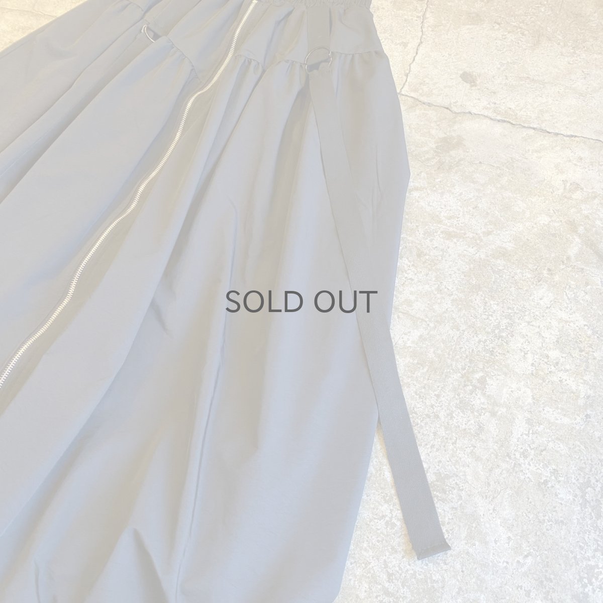 画像5: FRONT ZIP 2BELT DESIGN BALLOON LONG SKIRT / W25~W34 (5)