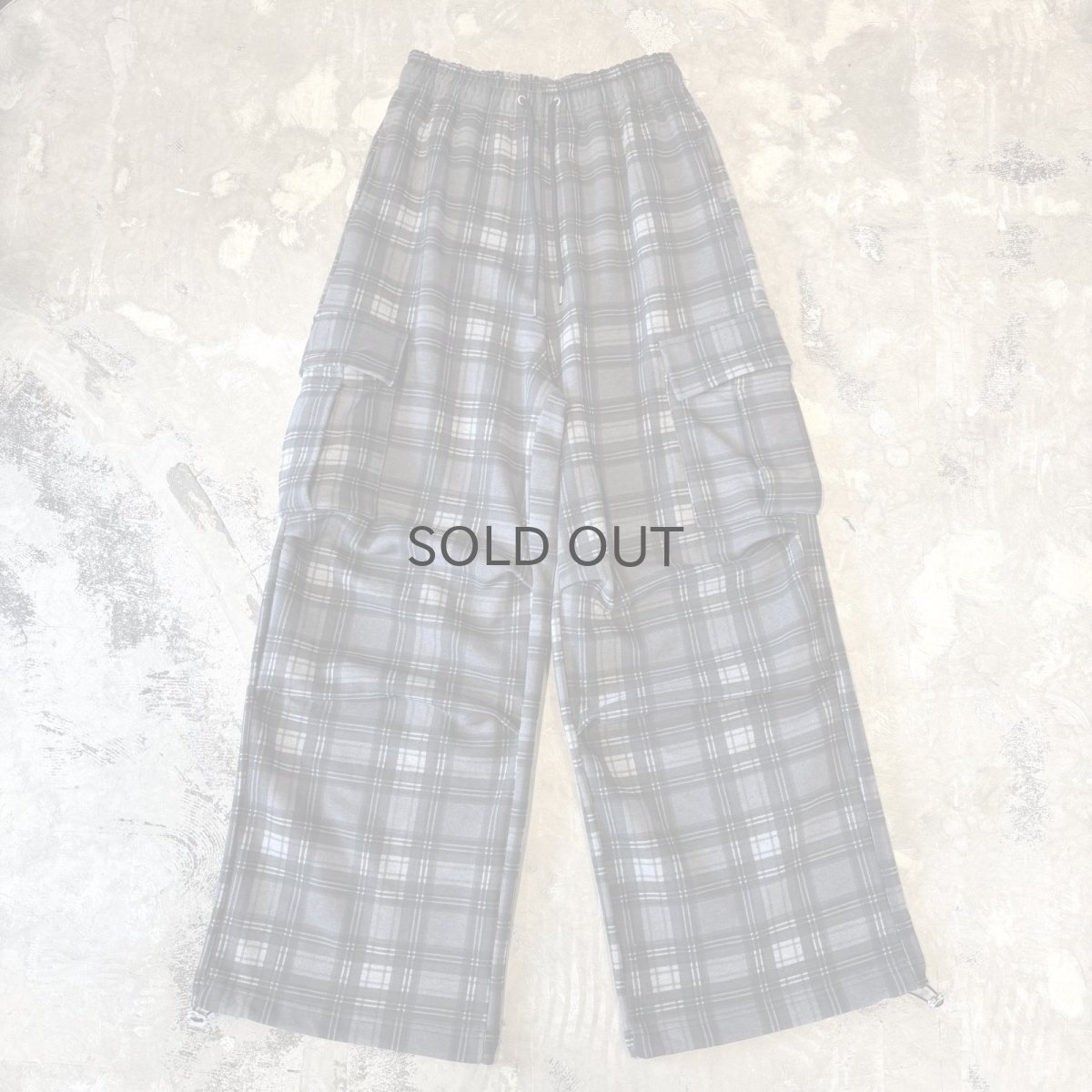 画像1: 【WONDERGROUND】ALL OVER CHECK PATTERN CARGO PANTS / OS (1)
