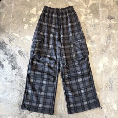 画像1: 【WONDERGROUND】ALL OVER CHECK PATTERN CARGO PANTS / OS (1)