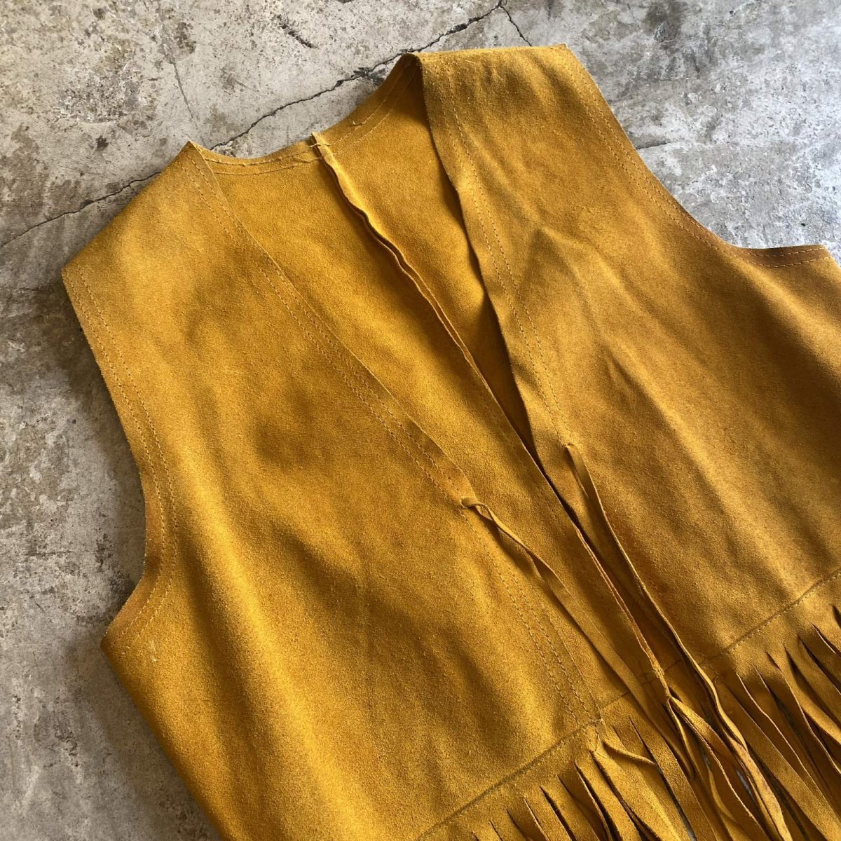 画像3: SUEDE LEATHER FRINGE POINT BEADS DESIGN VEST / Ladies M~L (3)