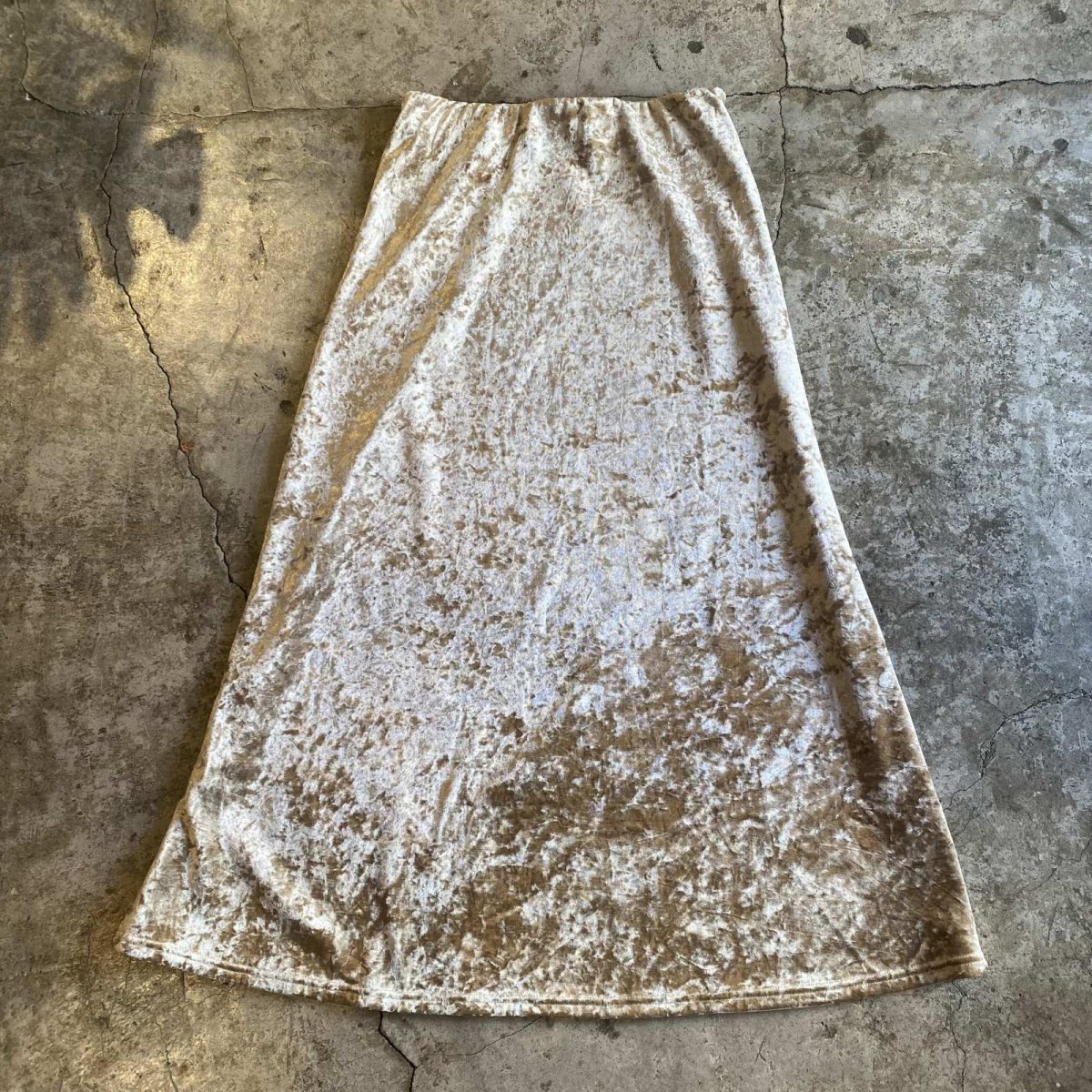 画像2: BEIGE COLOR VELVET LONG SKIRT / W26~W33 (2)
