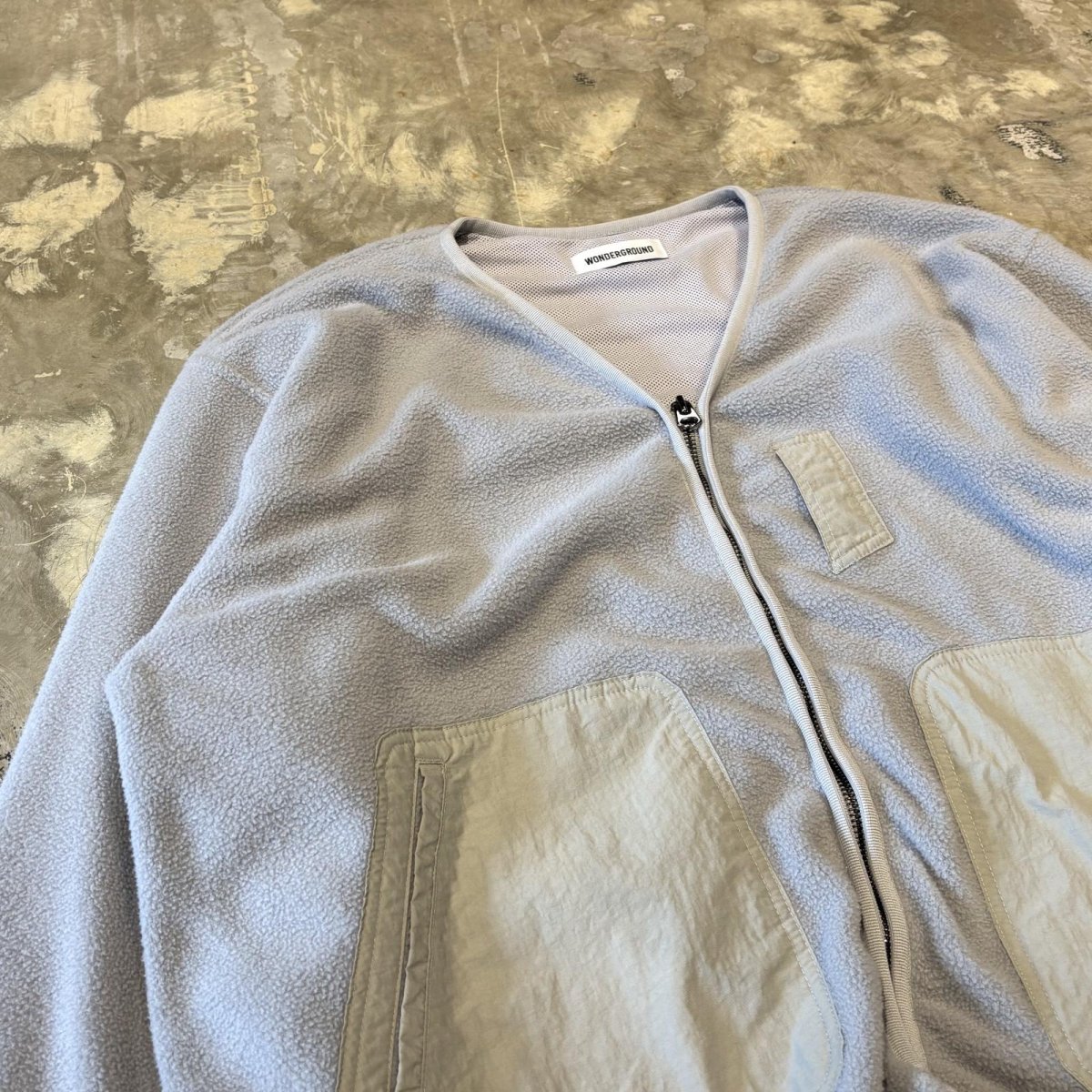 画像3: 【WONDERGROUND】NYLON POCKET SWITCHED ZIP UP FLEECE / GREY / OS (3)