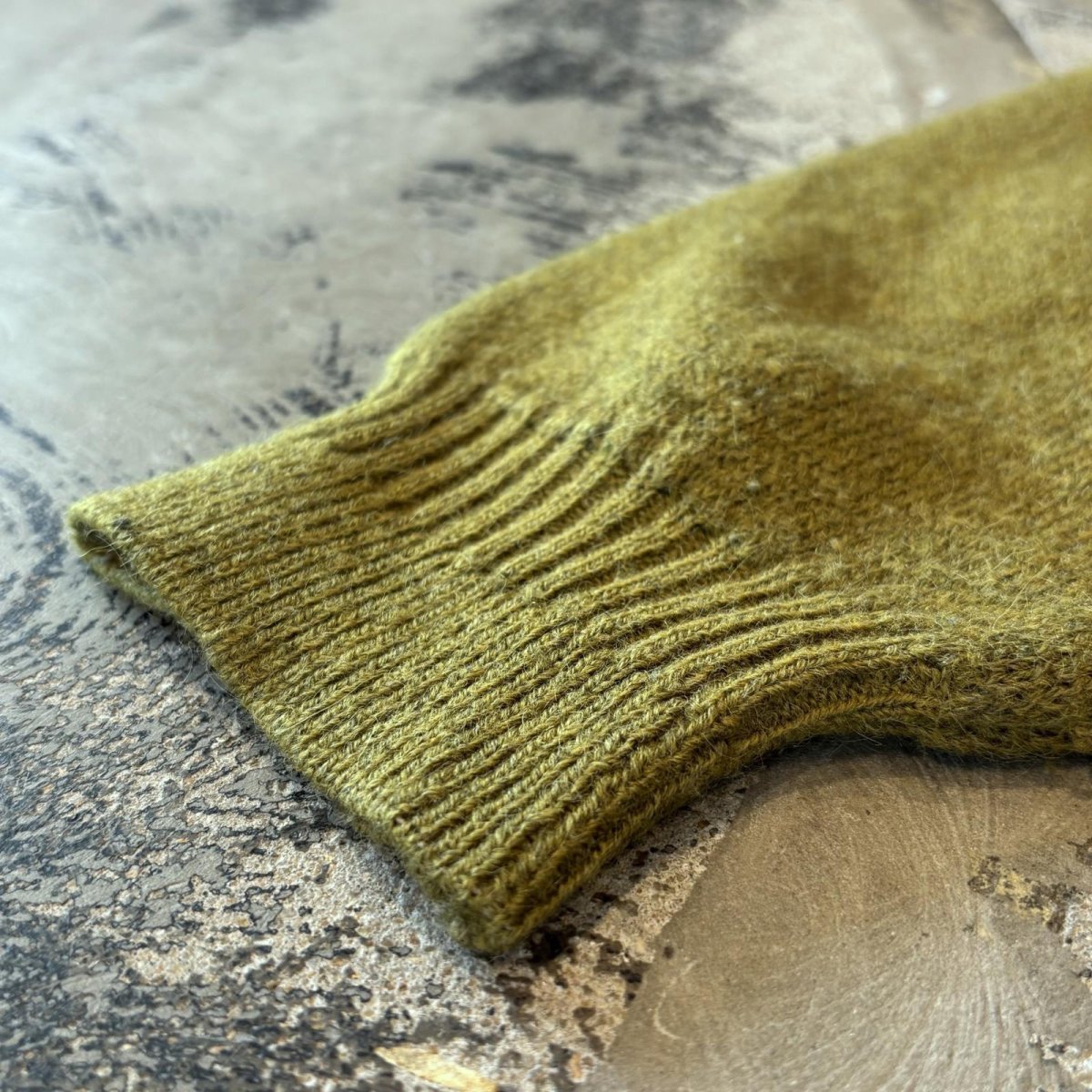 画像7: NATIVE GRAPHIC PATTERN MOCK NECK KNIT SWEATER / Mens L / MADE IN ITALY (7)