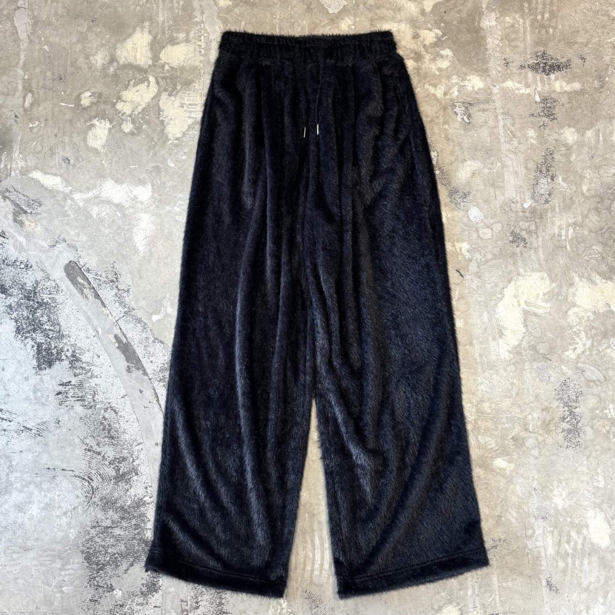 画像1: BLACK COLOR SHAGGY WIDE SILHOUETTE PANTS / W33 (1)