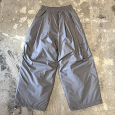 画像1: 【WONDERGROUND】QUILTING LINER WIDE NYLON PANTS / GREY / OS (1)