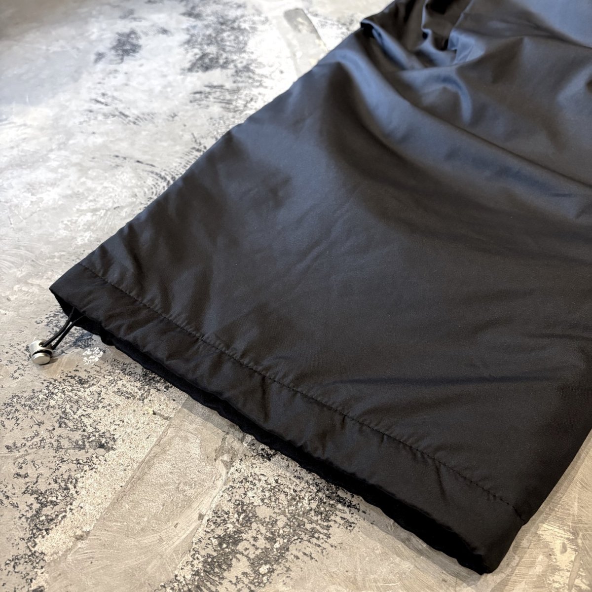 画像8: 【WONDERGROUND】QUILTING LINER WIDE NYLON PANTS / BLACK / OS (8)