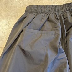 画像10: BLACK COLOR CARGO DESIGN WAIST DRAW CODE NYLON PANTS / FREE~W35 (10)