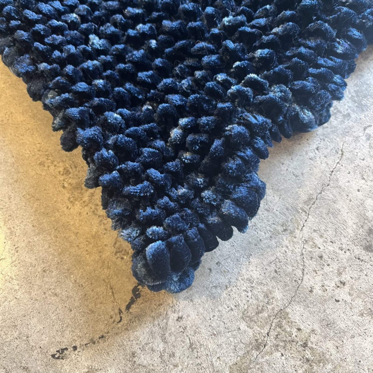 画像3: NAVY COLOR POPCORN DESIGN VERVET L/S TOPS / Ladies S~M (3)