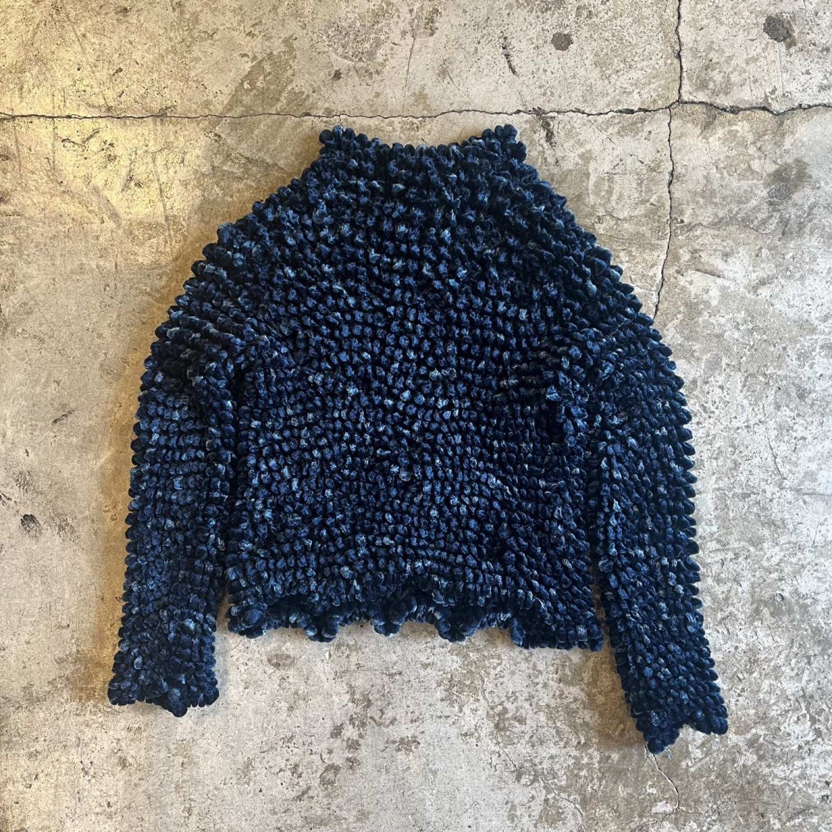 画像2: NAVY COLOR POPCORN DESIGN VERVET L/S TOPS / Ladies S~M (2)