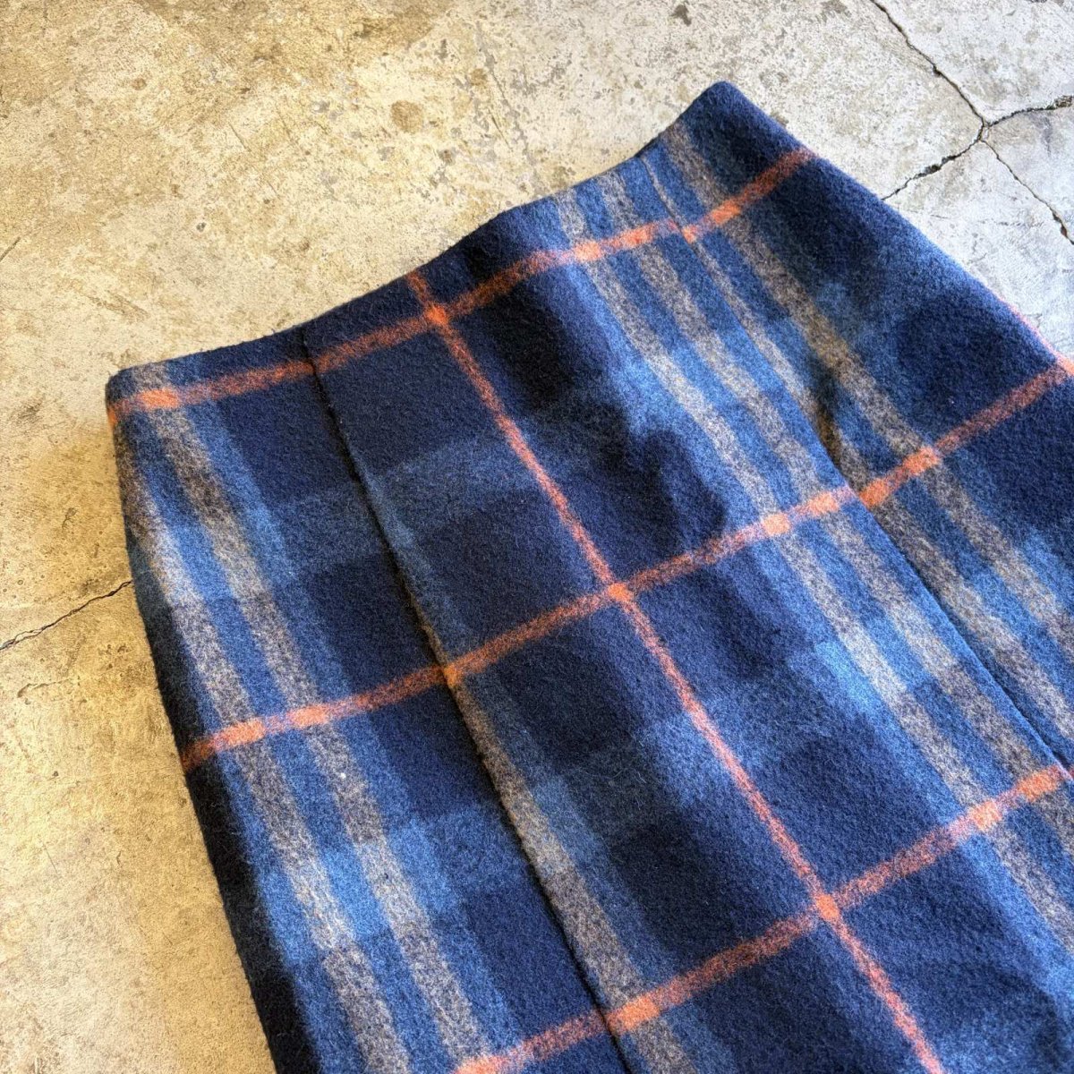 画像3: CHECK PATTERN COLOR CREASE DESIGN SKIRT / W25~W29 (3)