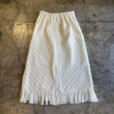 画像2: EMBOSS POINT SEQUINS ALL OVER PATTERN HEM FRINGE DESIGN SKIRT / W26~W32 (2)